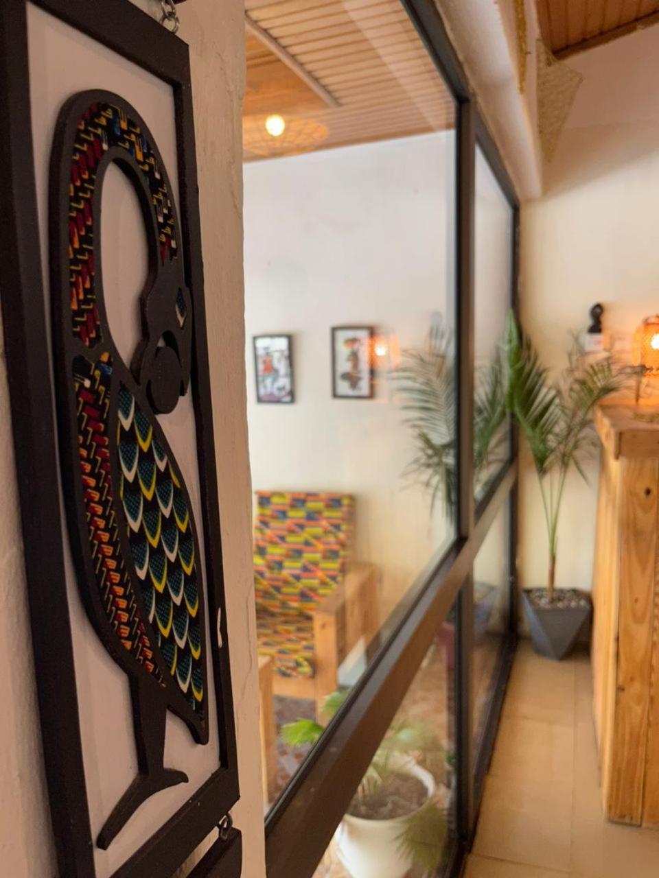 African Treasure Beach Resort Kokrobite Esterno foto