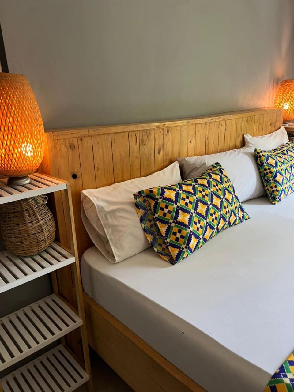 African Treasure Beach Resort Kokrobite Esterno foto