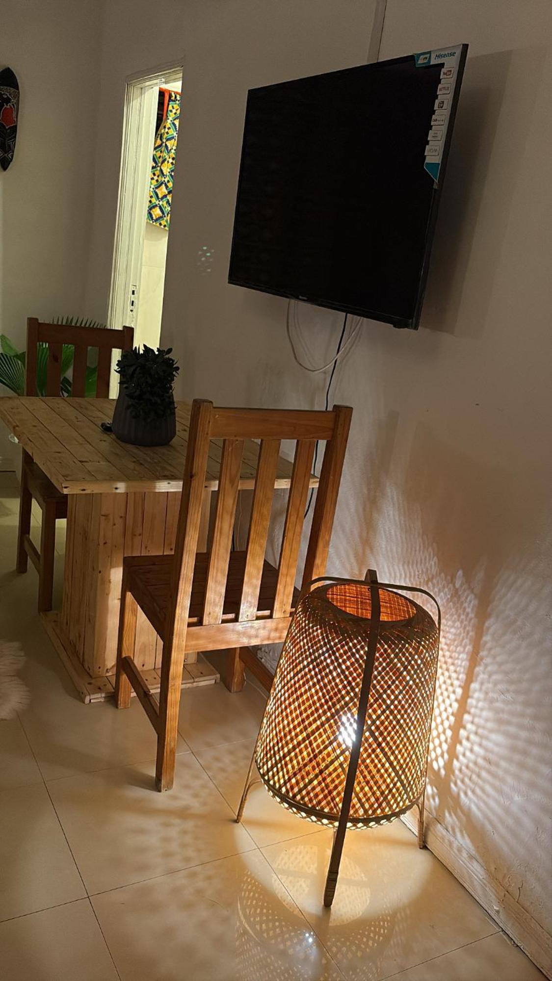 African Treasure Beach Resort Kokrobite Esterno foto