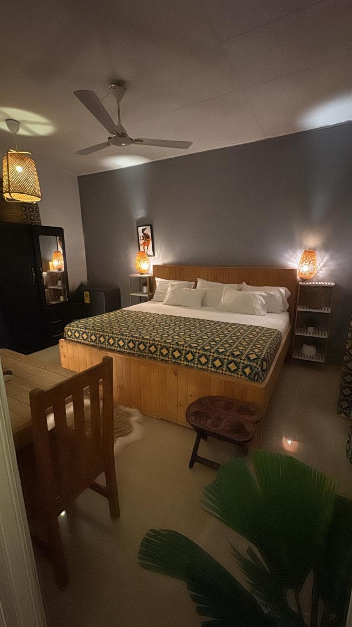 African Treasure Beach Resort Kokrobite Esterno foto
