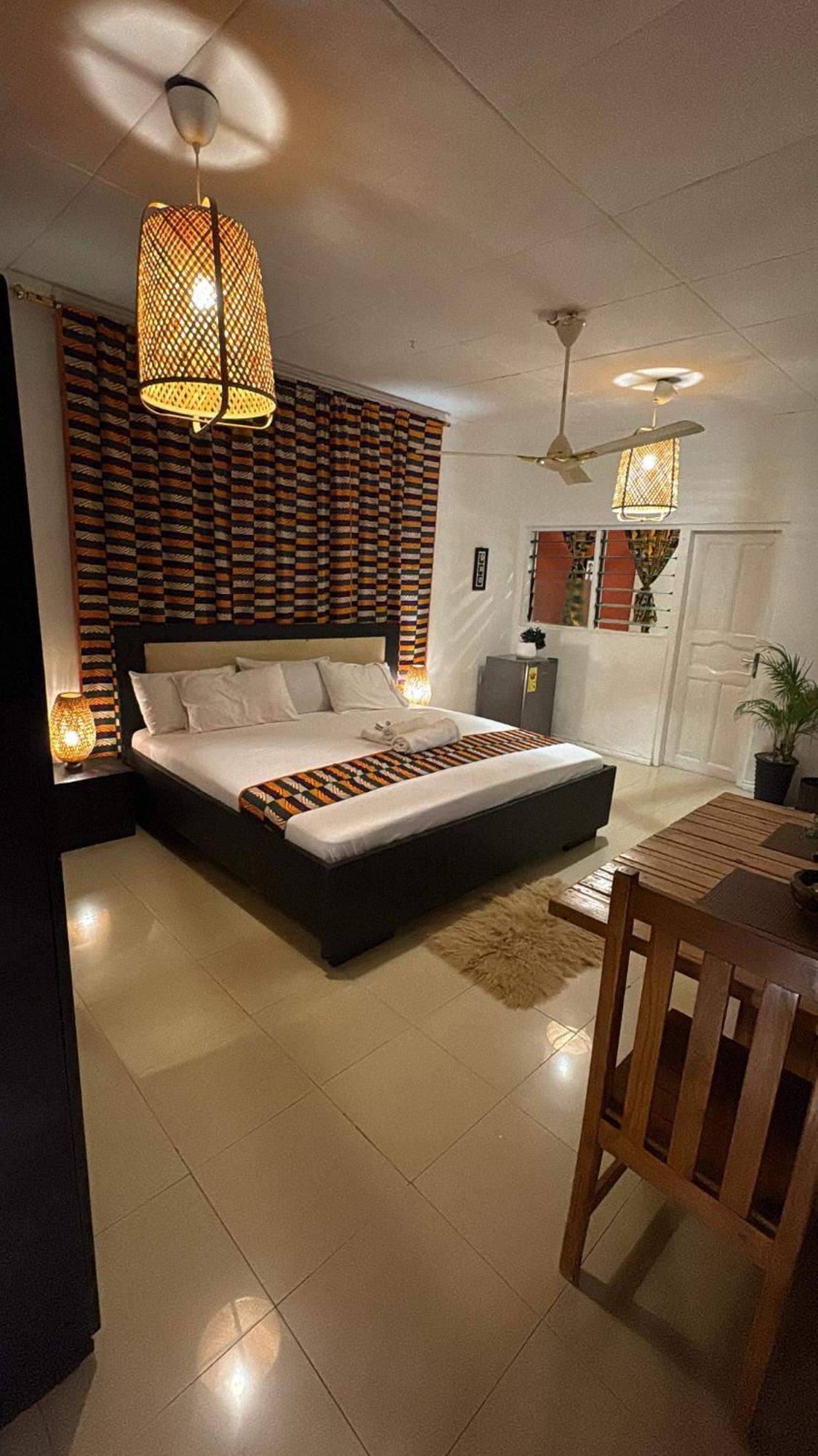 African Treasure Beach Resort Kokrobite Esterno foto